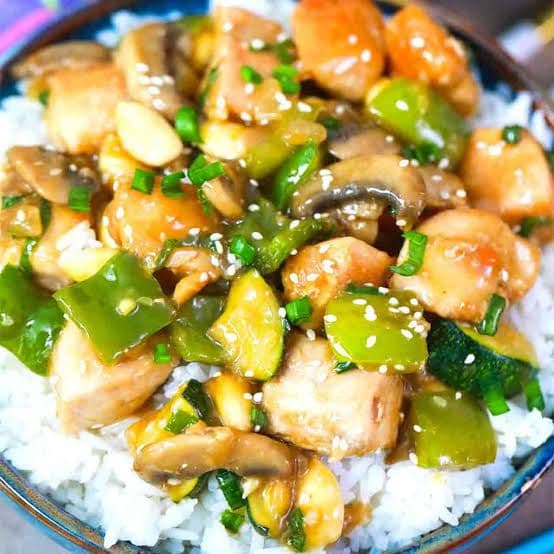Almond Chicken
White meat.