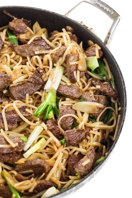 Beef & Vegetables with Fried Rice Noodles