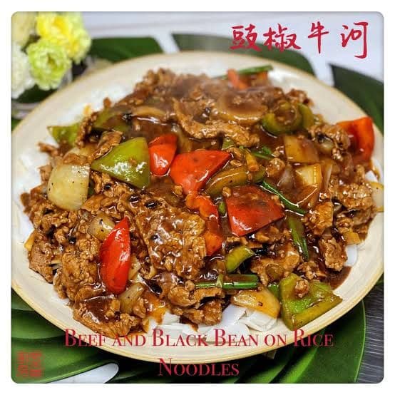 Beef with Black Bean Sauce on Rice Noodles
